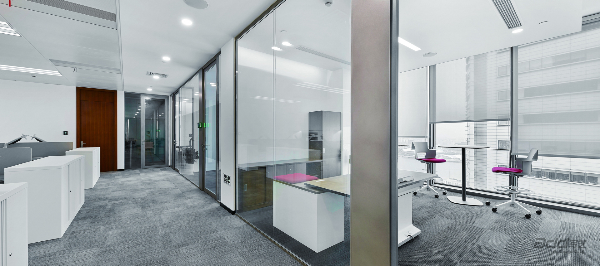 雅?；まk公室裝修-辦公區(qū)走廊-pc